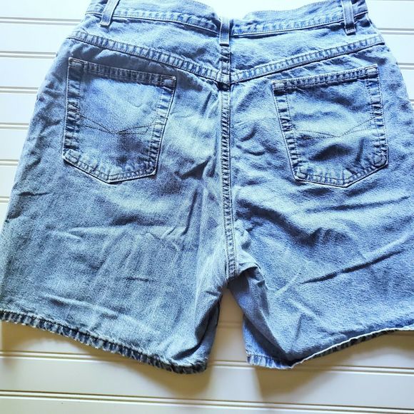chic Pants - vintage 80's high waisted mom jean shorts sz 30 12